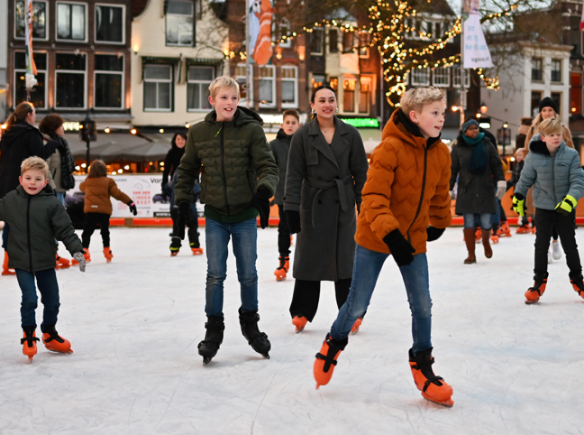 Schaatsen op de Grote Markt Goes
